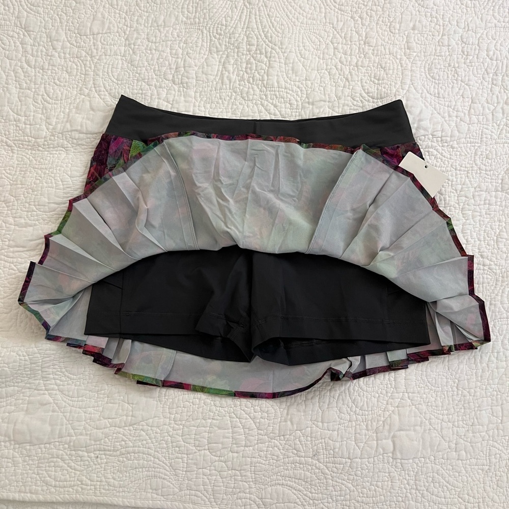 LULULEMON SIDE PLEAT HIGH RISE TENNIS SKIRT/SKORT SIZE 12 MULTICOLOR NWT - Picture 6 of 10